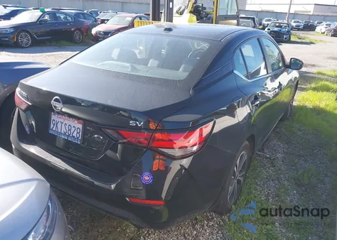 2024 Nissan Sentra Sv Xtronic Cvt z USA, uszkodzony, nr VIN 3N1AB8CV8RY257871